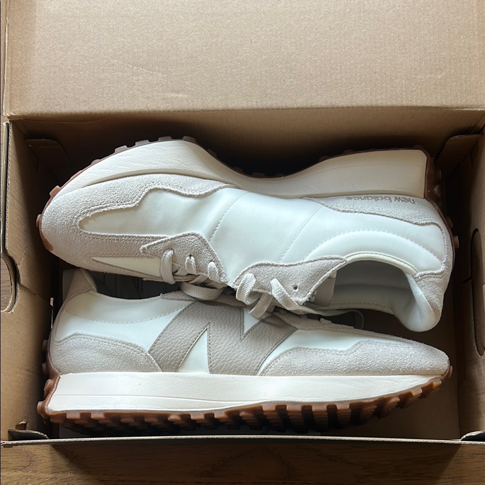 New Balance Cream and Brown Sneakers 327 Size 12.5 W
